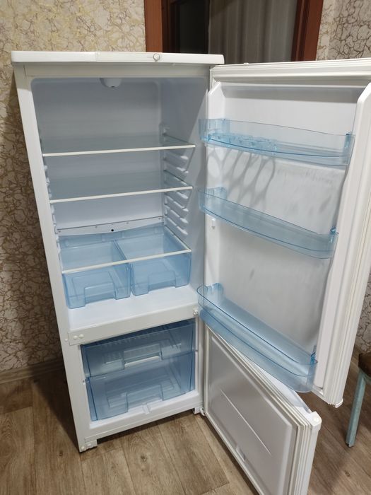 Продам холодильник Бирюса.