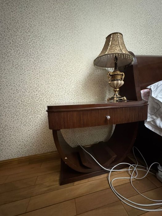 Продам спальный гарнитур