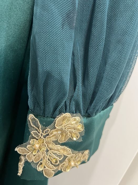 Платье хозяйка мероприятия 15000