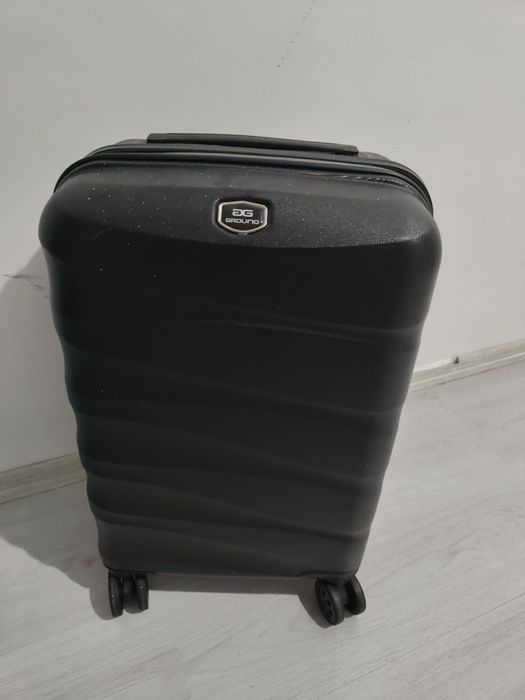 Vând Troler cu roti