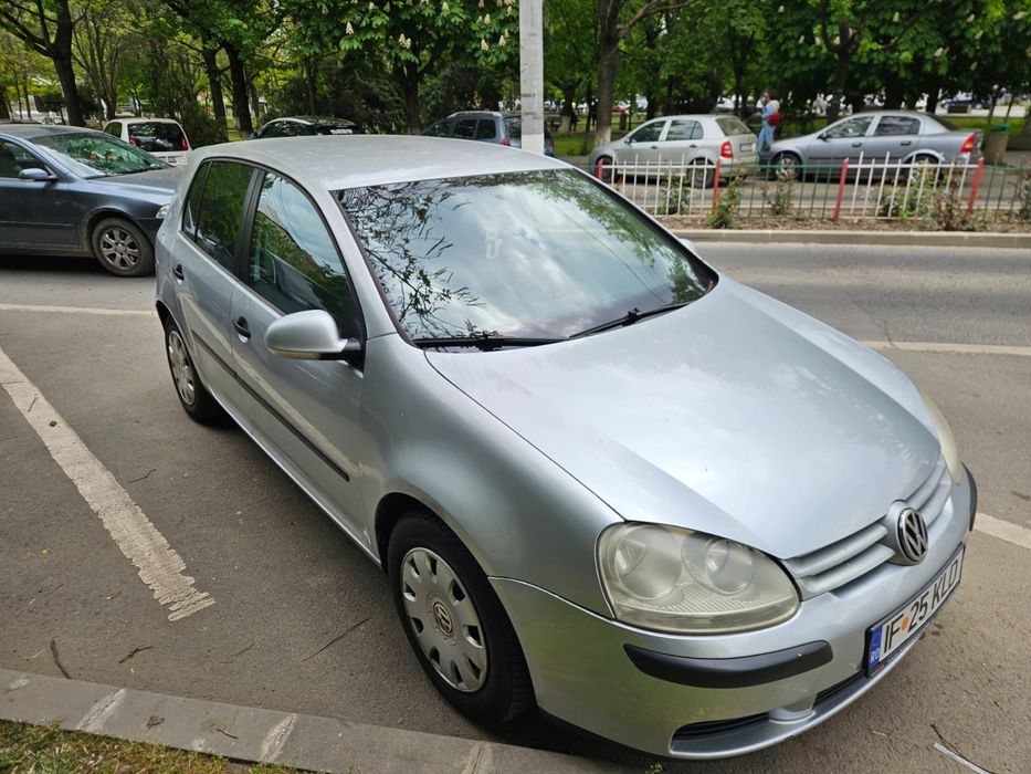 Vând Vw Golf 5 1.9 TDI