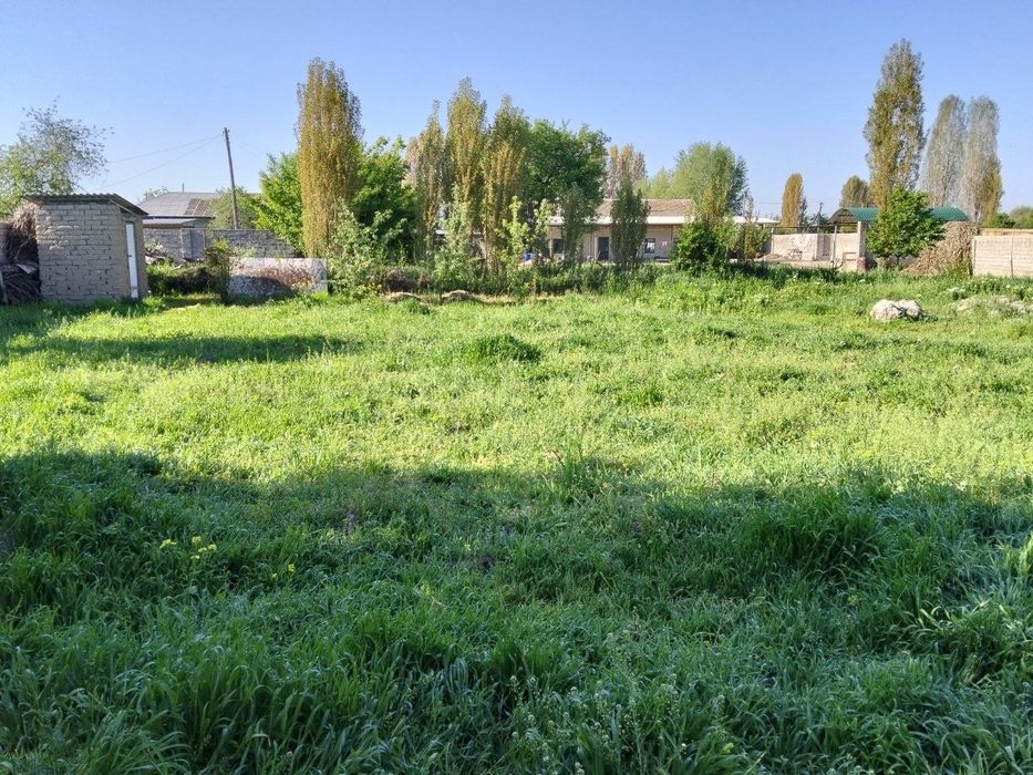 Участка сотилади 4 сотих