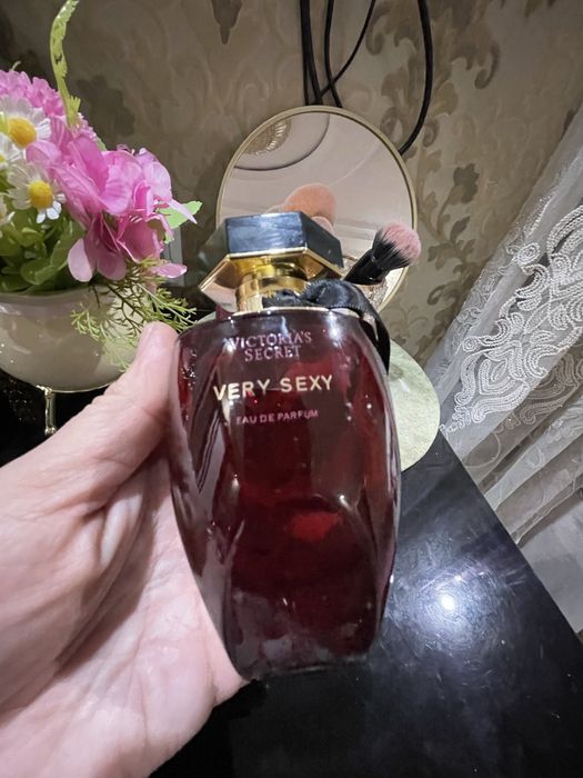 Парфюм victoria secret