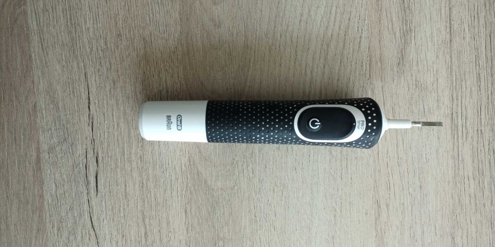 Електрическа четка за зъби Oral B Pro timer BrAun