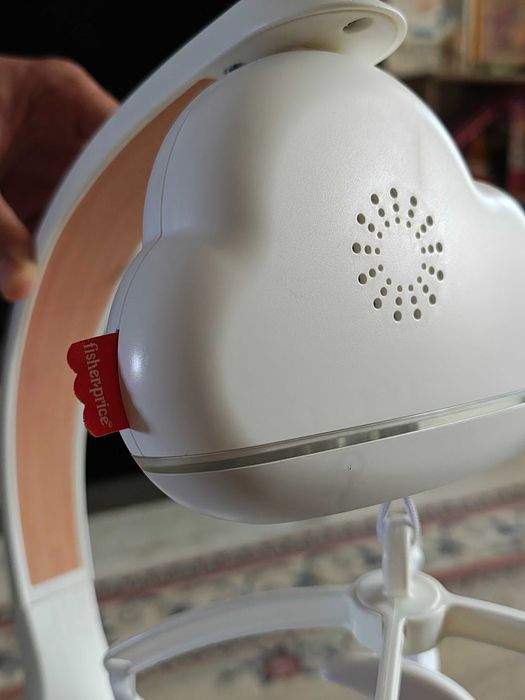 Музикална въртележка  на Fisher price Calming Clouds