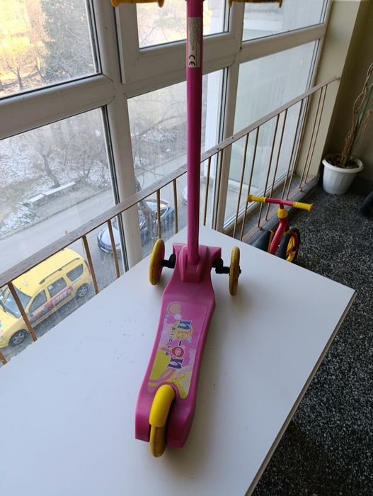 Балансно колело и тротинетка