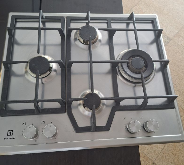 Plită gaz 60 cm inox 4 ochiuri  500lei 
KGS64562SX