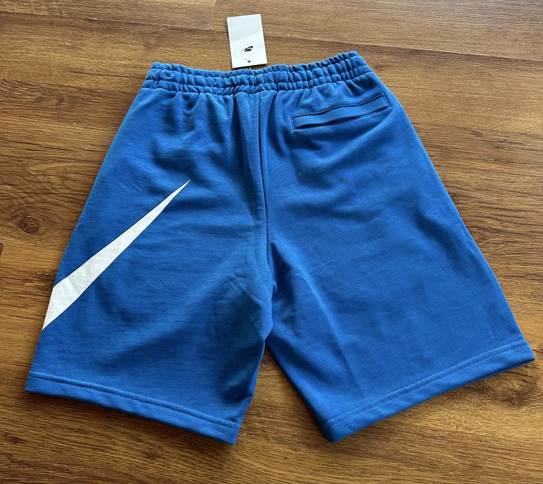 Мъжки,памучни,сини къси панталонки Nike със странично лого