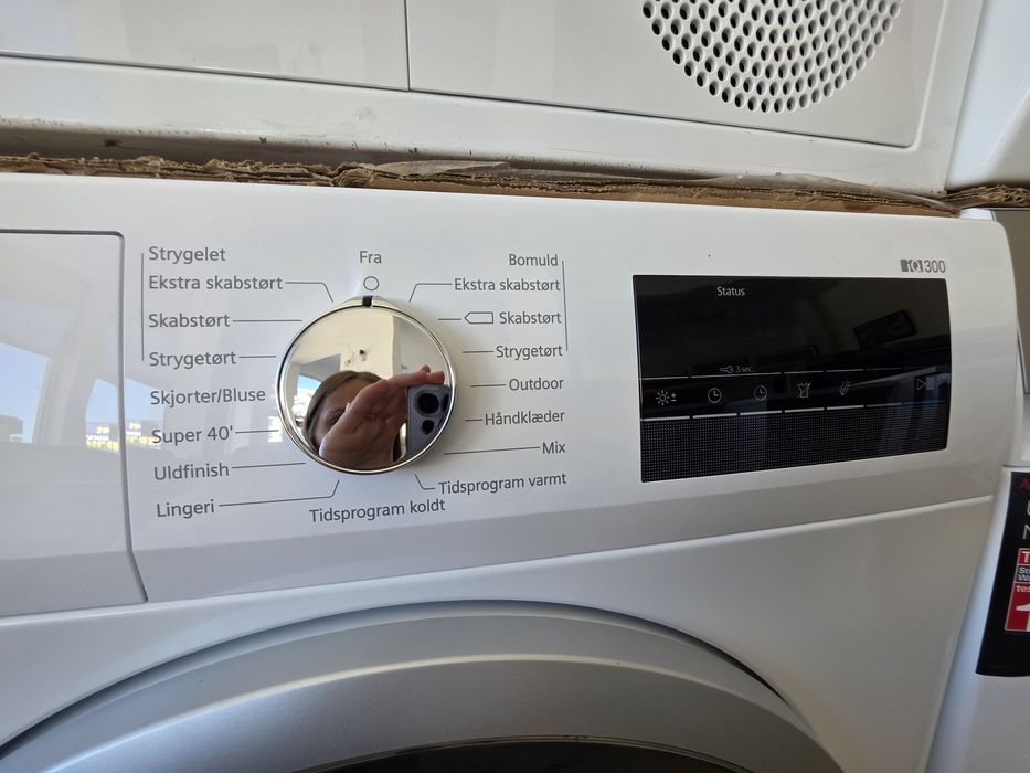 Сушилня с термопомпа Siemens iQ 300