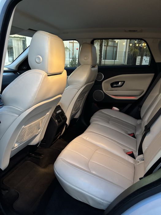 Vând Range Rover Evoque