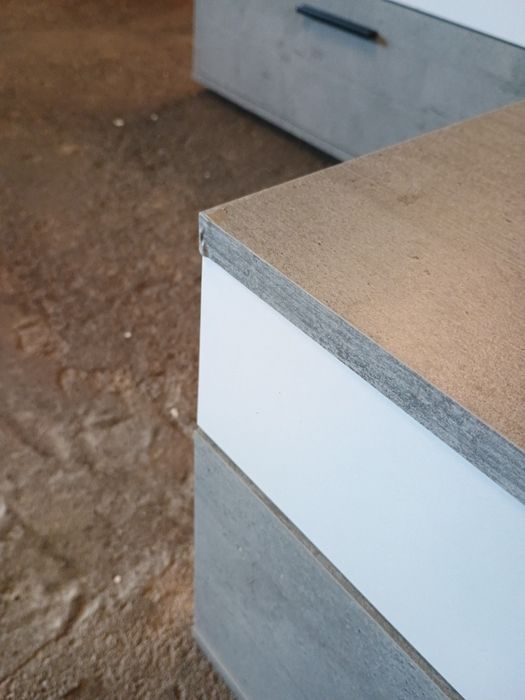 Тв шкаф с чекмедже и рафтчета