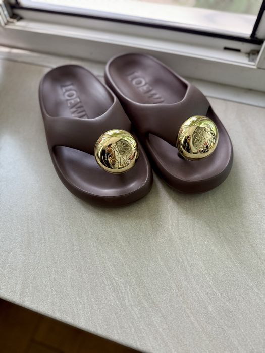 Papuci Loewe marimea 40