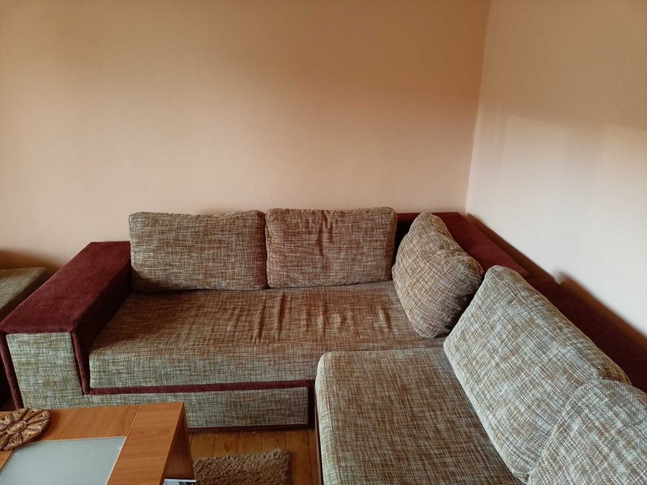 Coltar sufragerie si cuburi cu depozitare