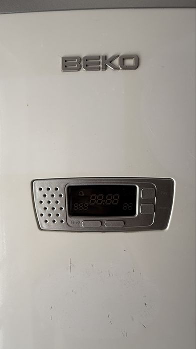 Frigider Beko defect