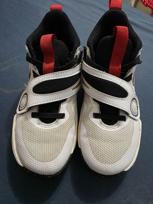 Pantofi Nike copii 29.5