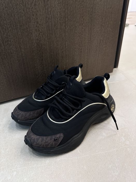Кроссовки Michael Kors Dara Trainer