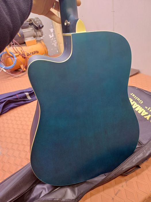 Гитара чорни синий цвет