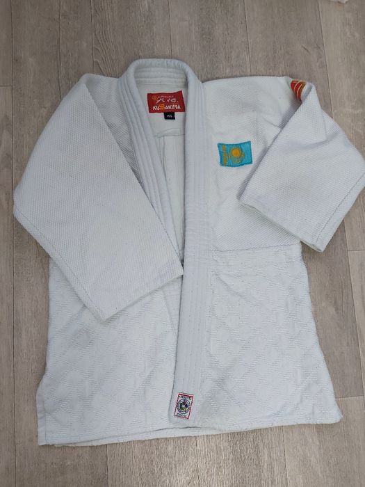 Кимоно дзюдо сакура