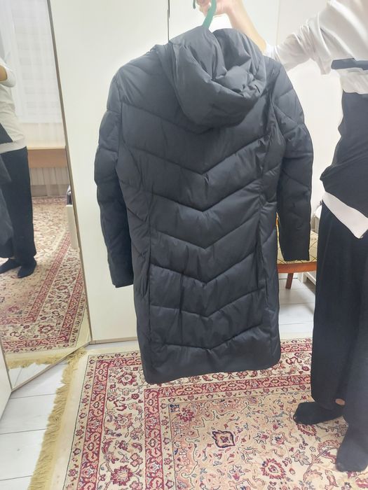 Продам женскую куртку