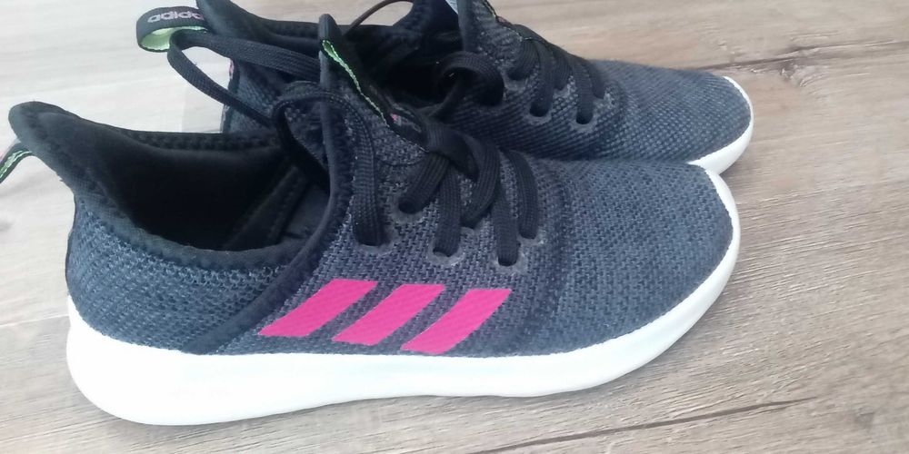 Детски маратонки Adidas 35 1/2