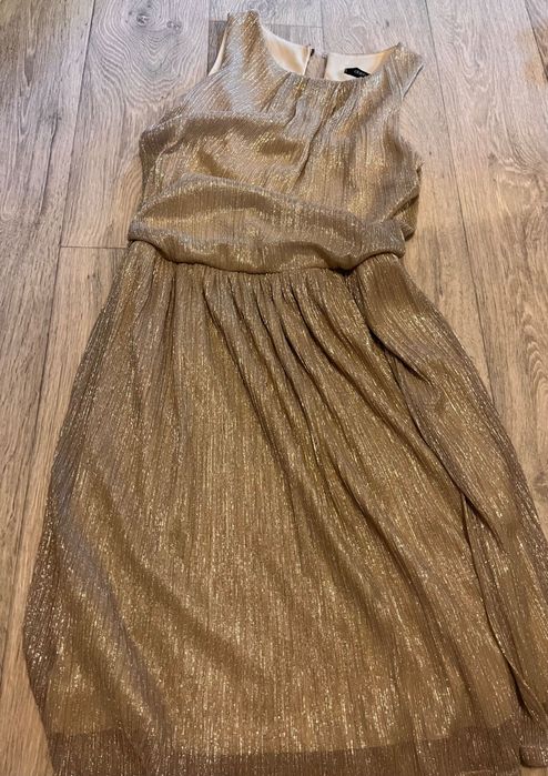 Rochie eleganta, aurie