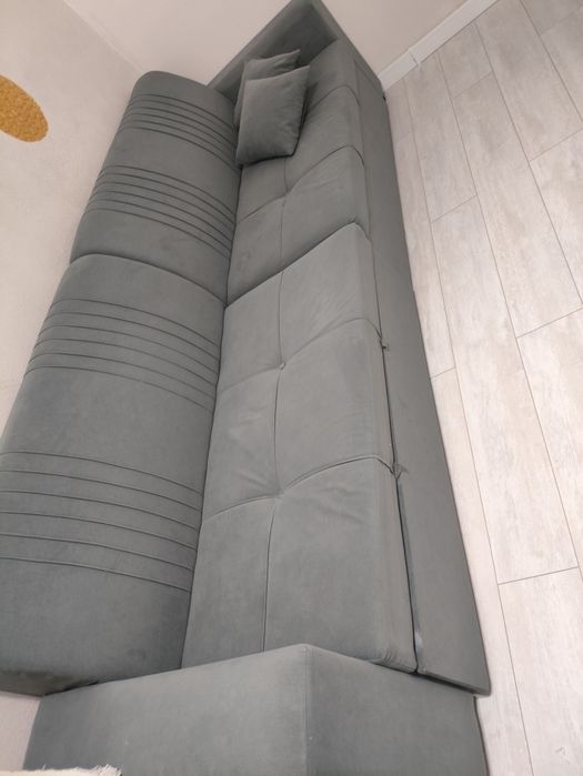 Продам диван в отличном состоянии