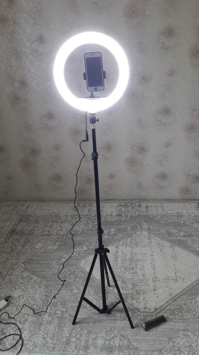 Лампа тик-ток стрым