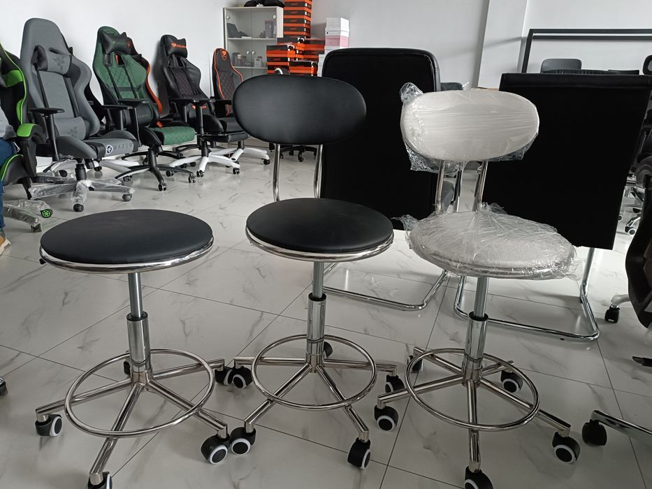 Кресло офисное, кресло для кассира, кресло для посетителей