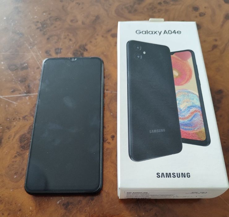 Самсунг А 04 Samsung