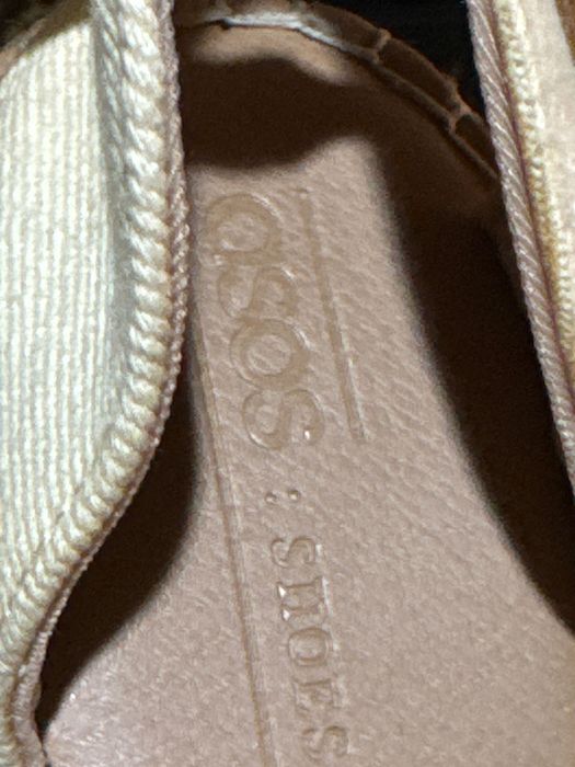 ASOS летни сандали размер 6