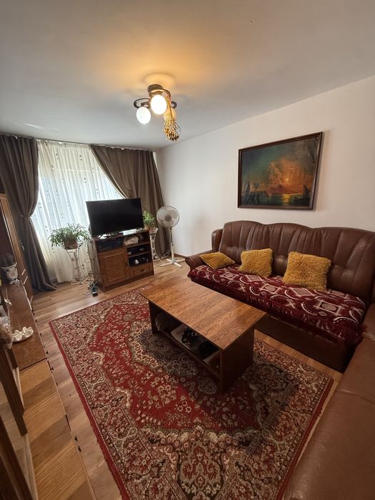 Vand apartament 2 camere, centrala gaz, str. Cuza Voda, Corabia