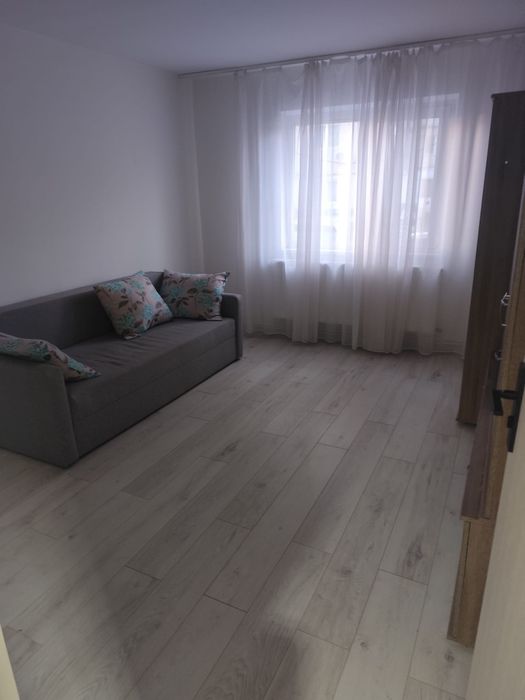 Vând apartament cu 2 camere