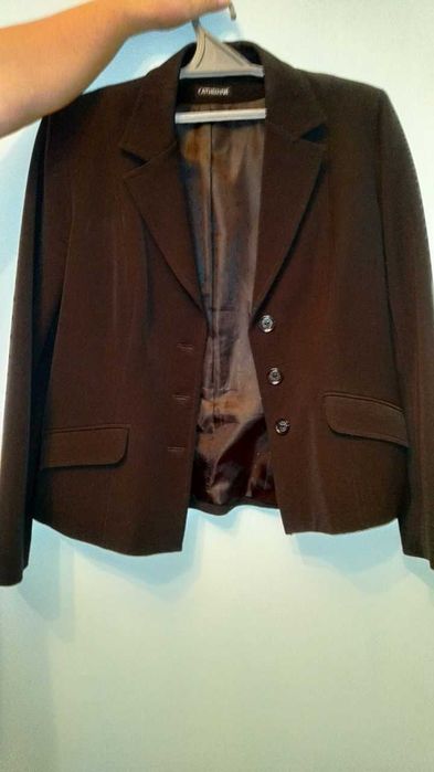 Черный пиджак в хорошем состоянии