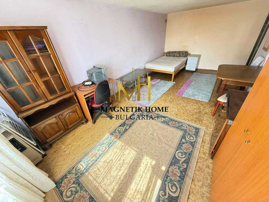 Дава се под наем Двустаен апартамент в Бургас, Възраждане - 55 кв.м за 204 € - Снимка #5