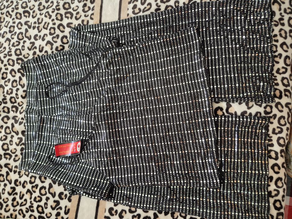 Двоика шалбарымен маикасы