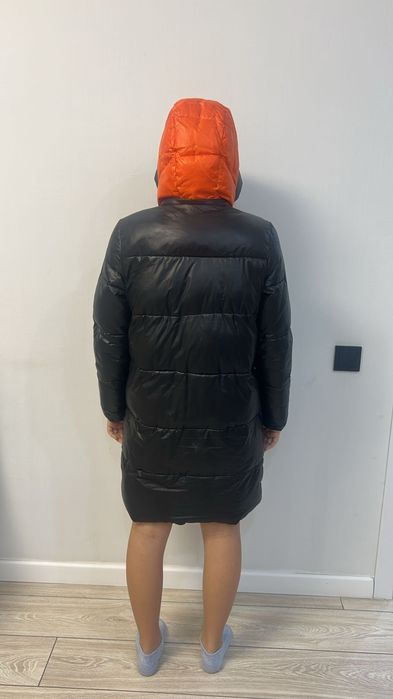 Продам куртку 5000