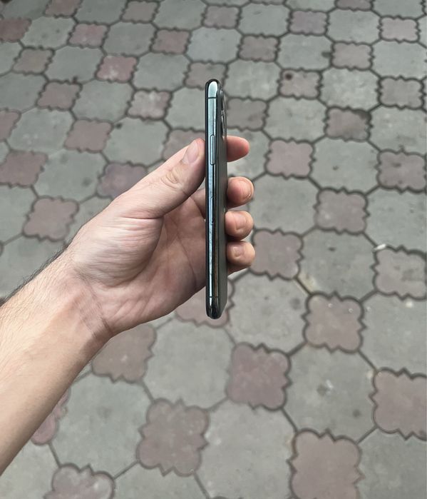 Продам Телефон Айфон 11 Pro