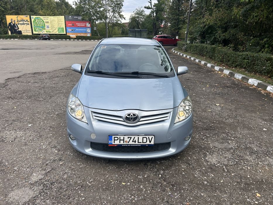 Toyota Auris,2010,1.3 benzina,cutie manuala,clima 2 zone,geamuri elect