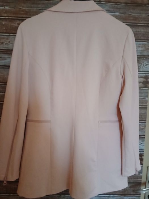 Дамско якета М и сако L