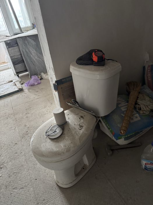 Продам унитаз б/у