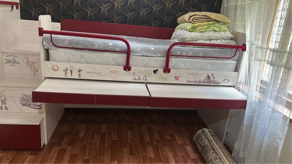 Продам кровать трансформер.