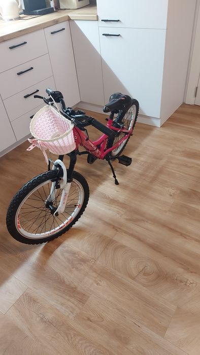 Велосипед за момиче със 6 скорости!