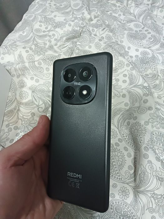 Redmi note 15. 6/128.