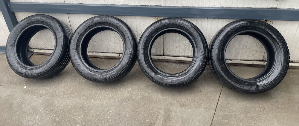 Летни гуми Kumho Ecsta PS 71 205/60/16