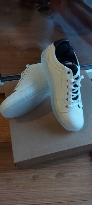 Кецове дамски Zara