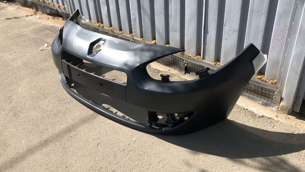 Bara fata noua Renault Fluence 2009 - 2012