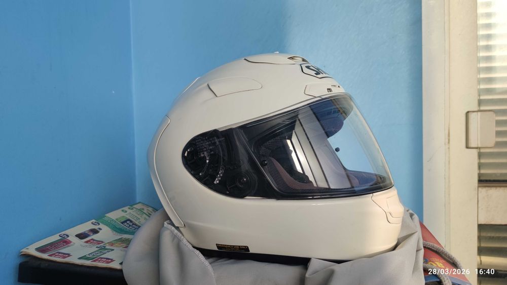 2 бр. Мото каски SHOEI  X-SPIRIT 2, размери М и Л.