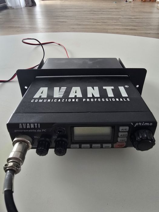 Statie radio avanti primo
