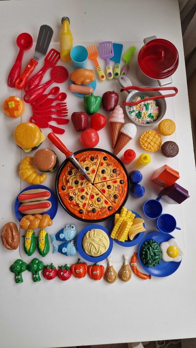 Детски кухненски комплект – храна и прибори, ~80 части