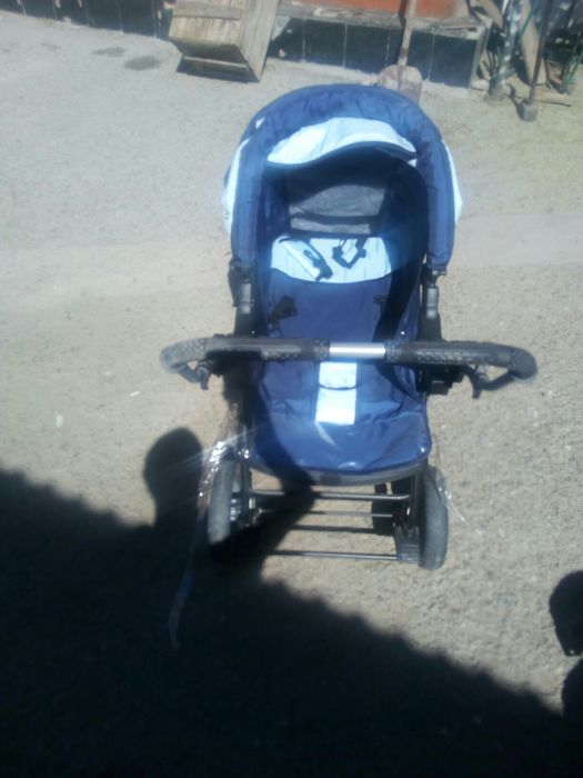 Продам детские коляски.